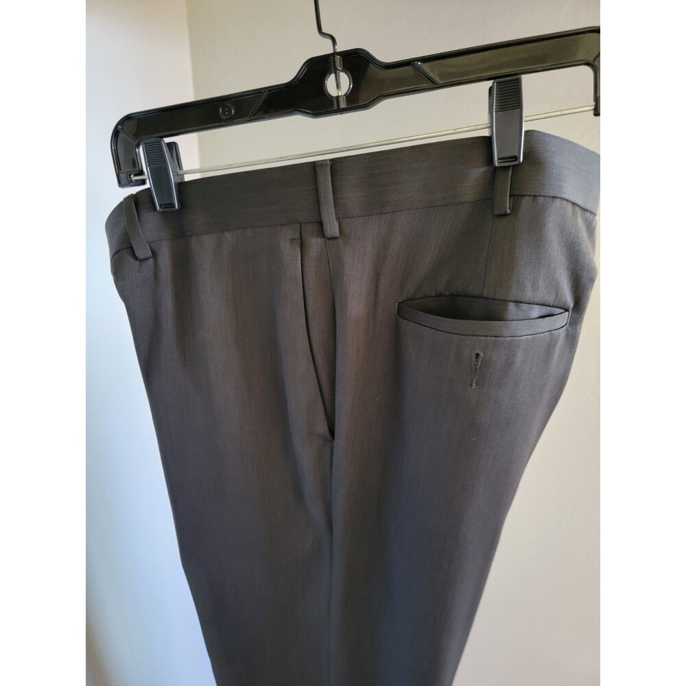 Men’s Dress Axist Pants Gray Slacks 38x32 Flat Front Polyester Career Workwear